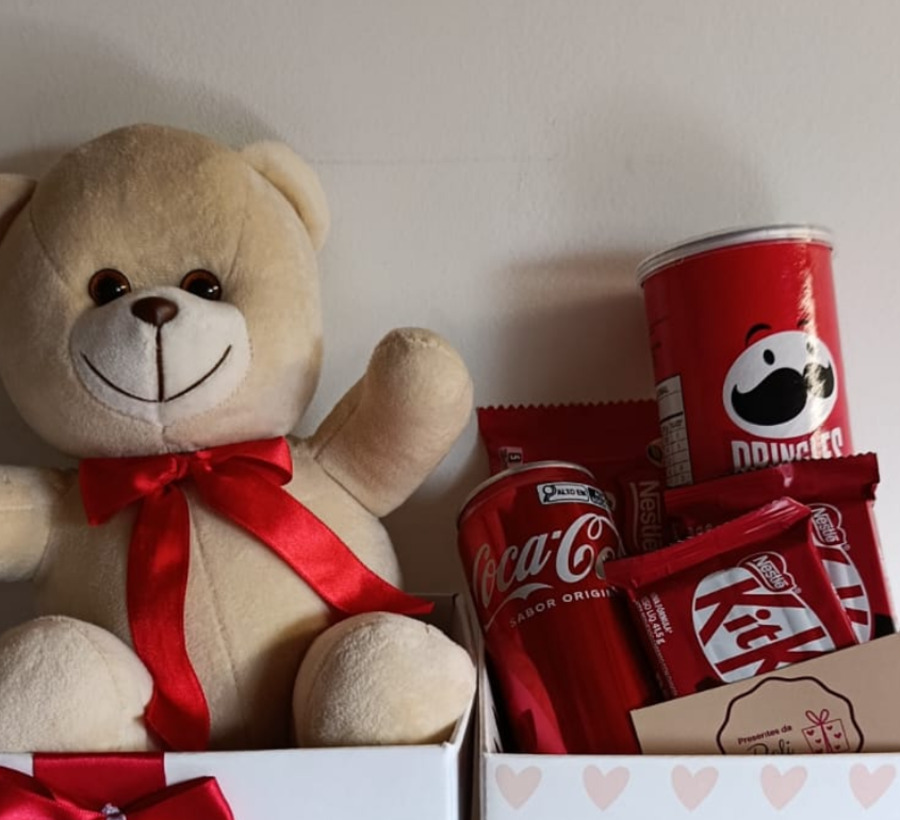 Caixa de chocolates com urso